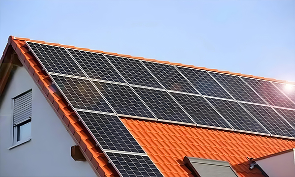 英政府公布“屋顶革命”计划，鼓励英国家庭安装屋顶太阳能电池板