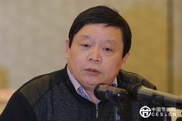 扬子江汽车总工程师雷洪钧博士